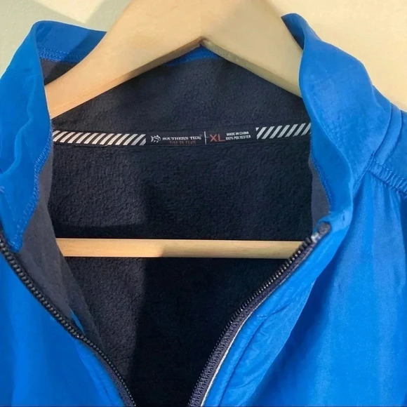 Southern Tide  blue navy half zip sweater - Picture 2 of 4